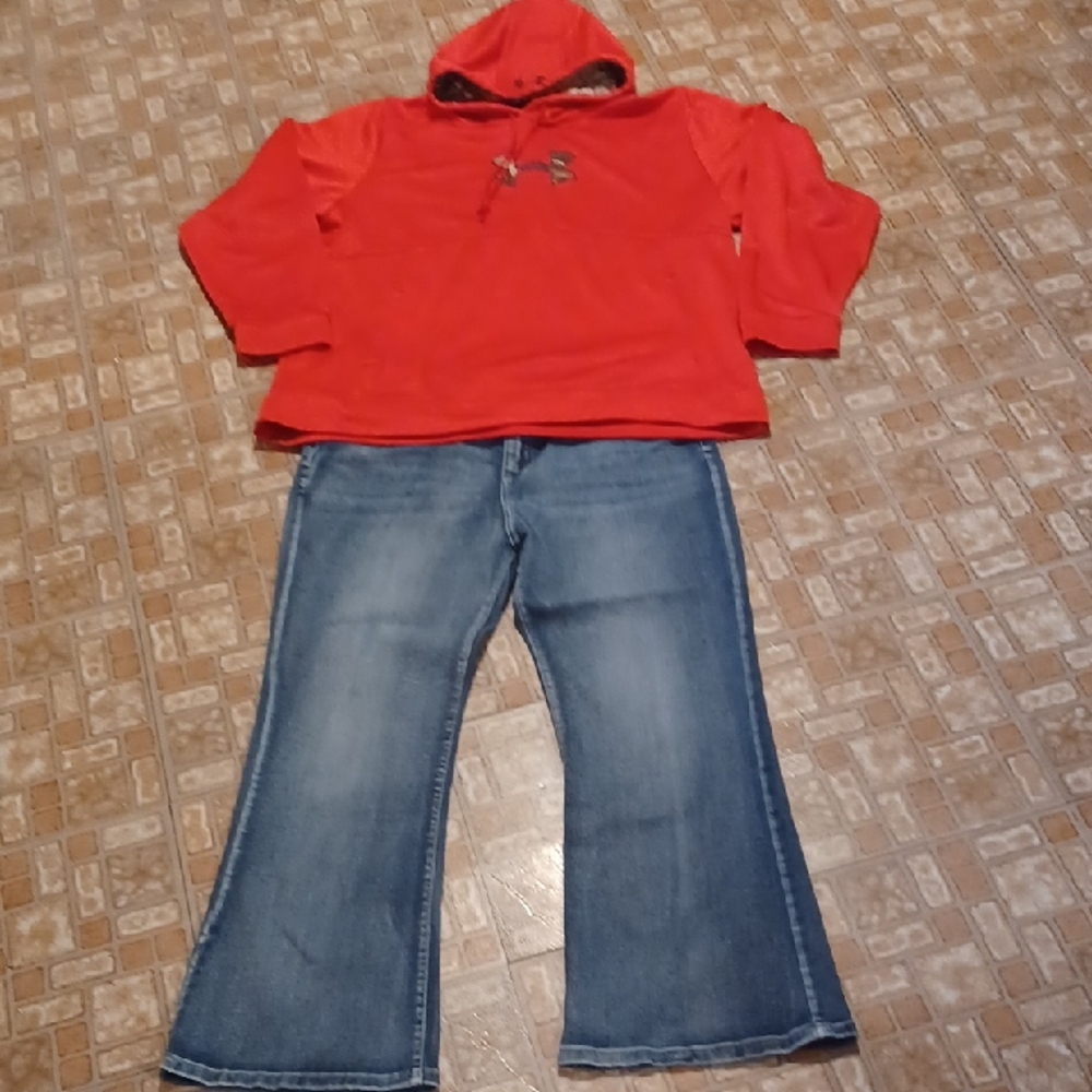 Under Armour  Red Hoodie- Jeans Women's Size 2Xlarge